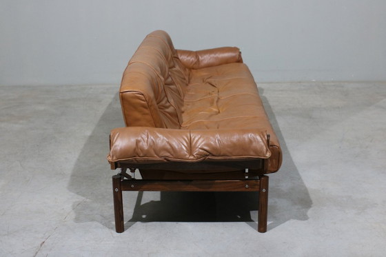 Image 1 of MP13 Sofa aus Leder und Palisanderholz von Percival Lafer, 1970er Jahre