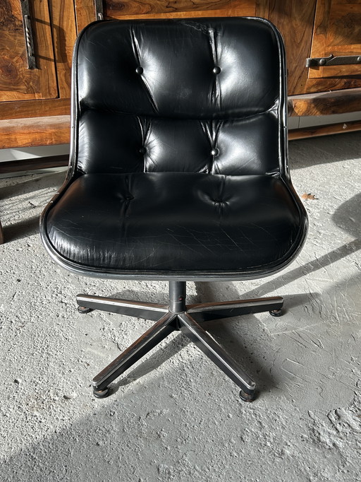 Pollock Knoll fauteuil Zwart Leer 1980 Editie