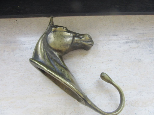 Großer Kleiderhaken aus Messing mit Pferdekopf, Vintage (Ref. 110726010)
