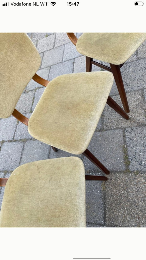 Image 1 of Set van 4 vintage jaren 60 stoelen 
