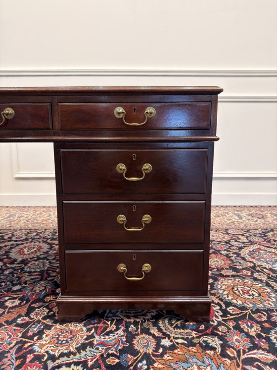Scrivania inglese classica con pelle marrone – Scrivanie, Leather, Wood (photo 11 of 17)