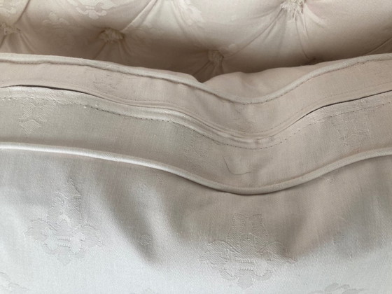 Image 1 of Marie Antoinette Style Super 3 zits Sofa