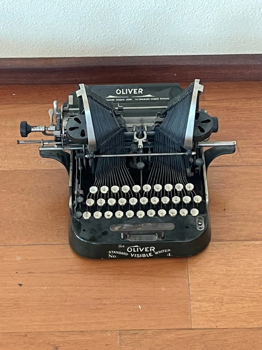 Oliver standard Visible writer No. 4