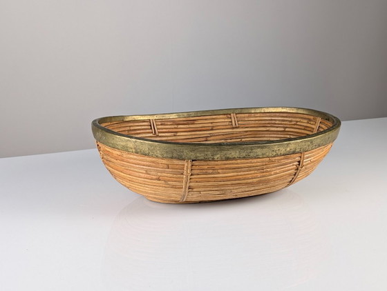 Italian Mid-Century Rattan and Brass Oval Centerpiece Bowl, 1970s (photo 2 of 11)