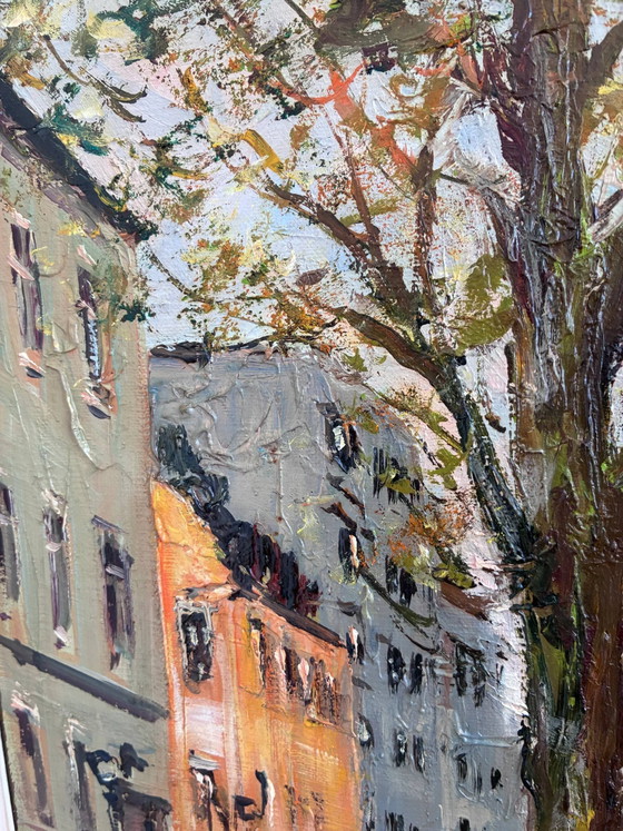 Image 1 of Peinture à l'huile originale d'époque représentant un paysage urbain bordé de canaux, datant des années 1970.