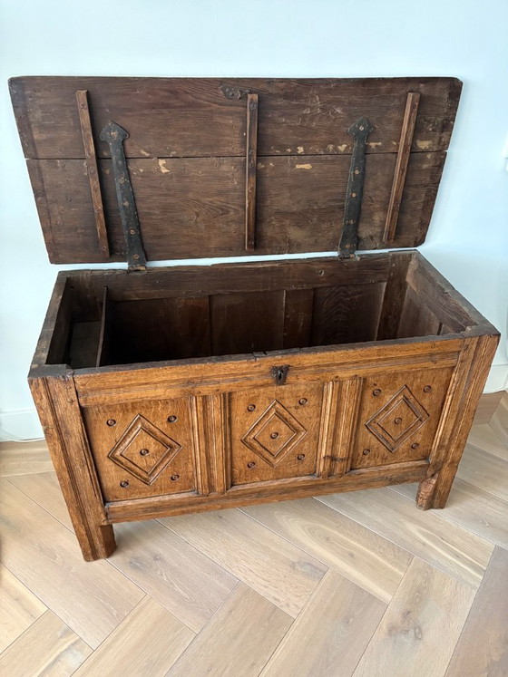 Image 1 of Cofre antiguo para mantas