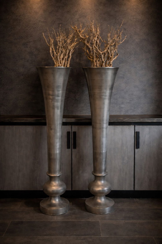 Image 1 of Vasen aus Stahlguss