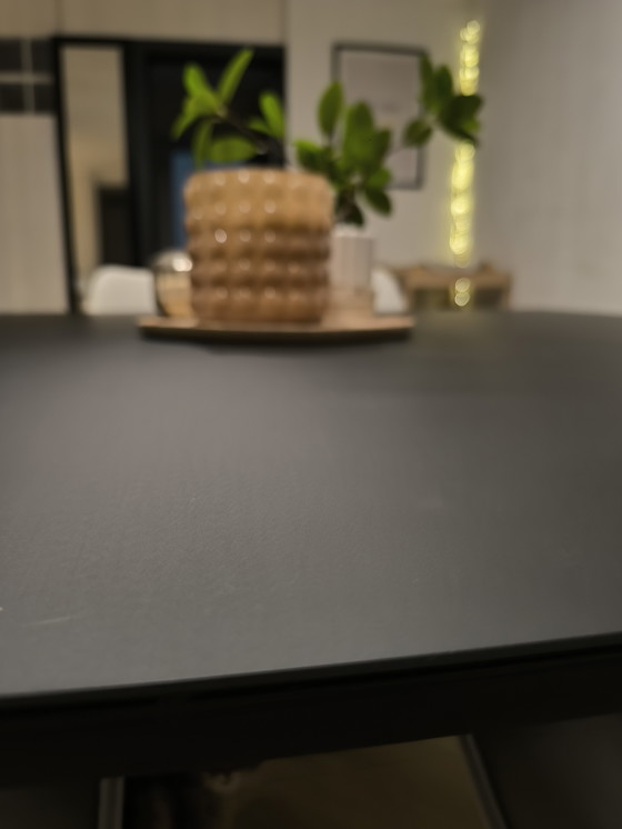 Image 1 of Rimadesio FLAT 160x160 – Giuseppe Bavuso Designertisch – mattschwarz lackiertes Glas