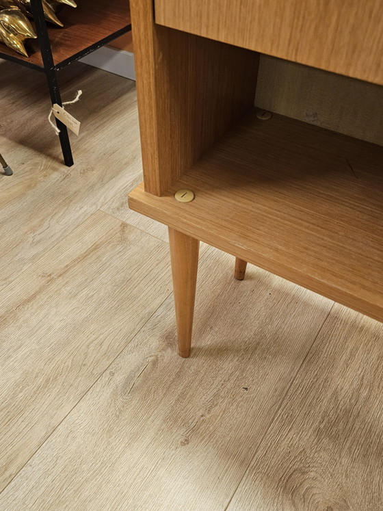 Image 1 of Table de chevet vintage scandinave