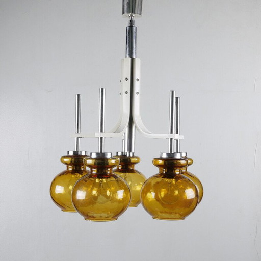 Vintage-Kronleuchter aus gelbem Glas und Metall, 1960