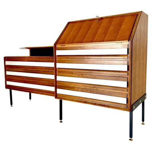 1X Buffet en bois Mid Century Modern, Consorzio Mobili Cantu, Italie 1960