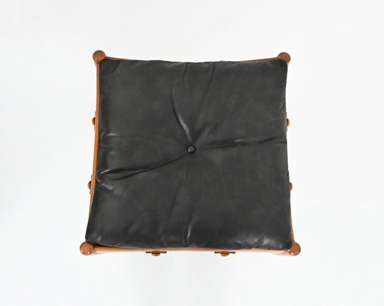 Image 1 of Loungefauteuil met voetenbank "Sheriff" van Sergio Rodrigues voor ISA Bergamo, jaren 60.