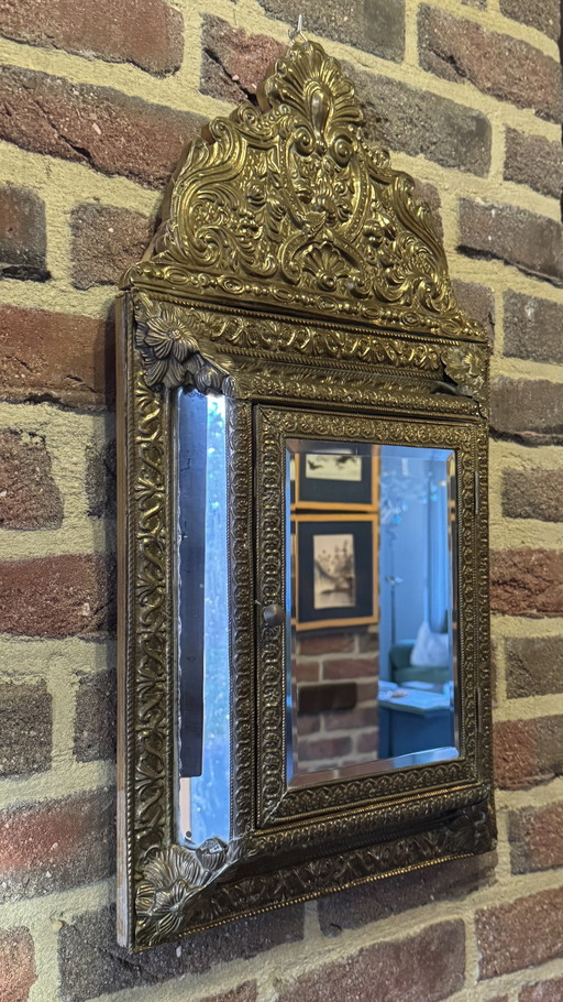 Antiekborstelspiegel als laatste 