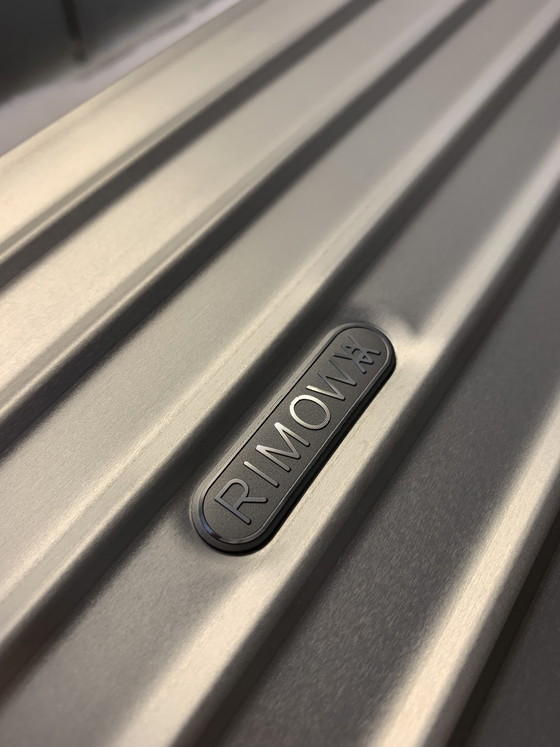 Image 1 of Rimowa x Daniel Arsham Eroded Attache Edizione Limitata