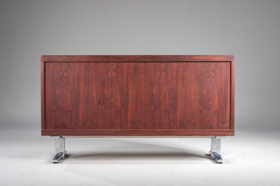 Image 1 of  Credenza di metà secolo in legno impiallacciato Palisander con gambe cromate, 1960