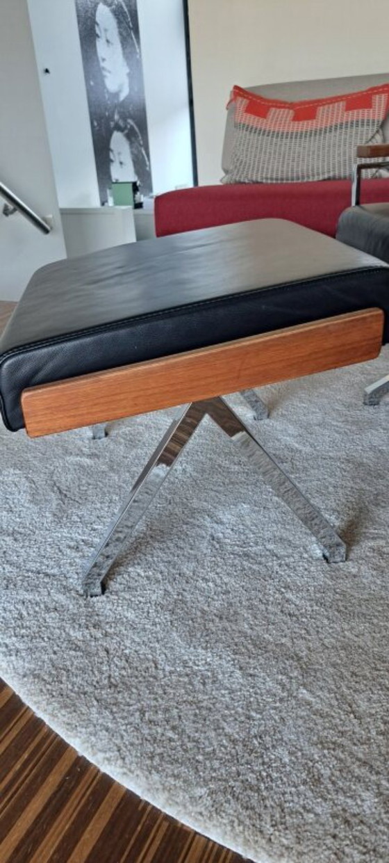 Image 1 of Rob Parry Lotus-Sessel