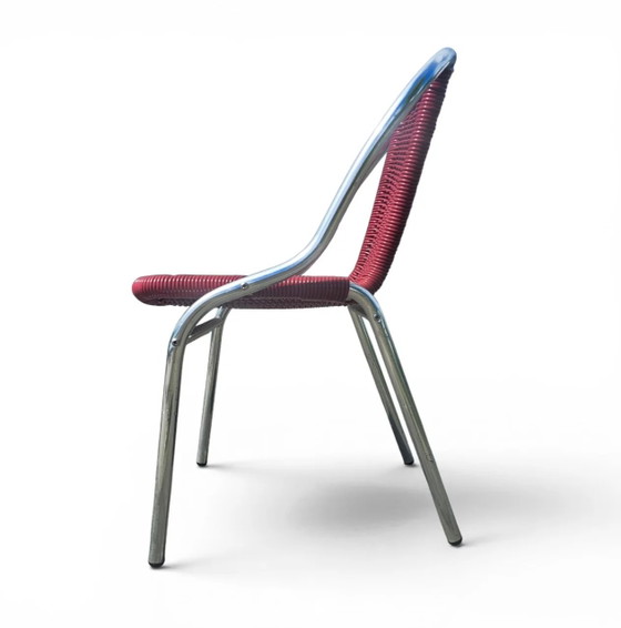 6 x sedia rossa in alluminio per interni/esterni con intreccio sintetico (effetto rattan) anni '80 (photo 11 of 20)
