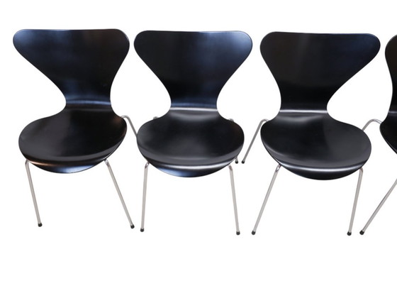 Image 1 of Set van 6 vlinderstoelen Fritz Hansen 1994