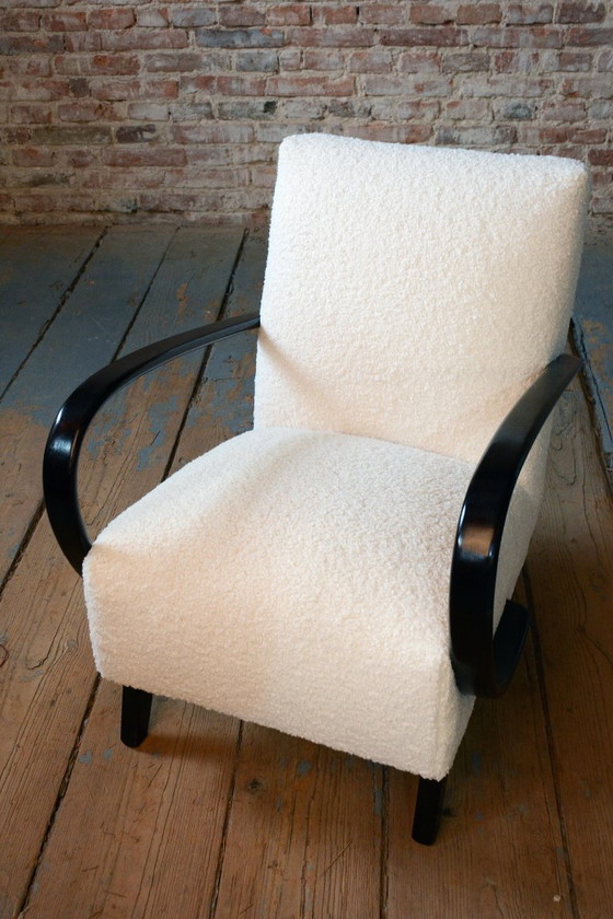 Fauteuil Art Déco restauré, par J. Halabala, UP Závody, Modèle C, Tchèque, années 1940 – Textile, Wood (photo 12 of 20)