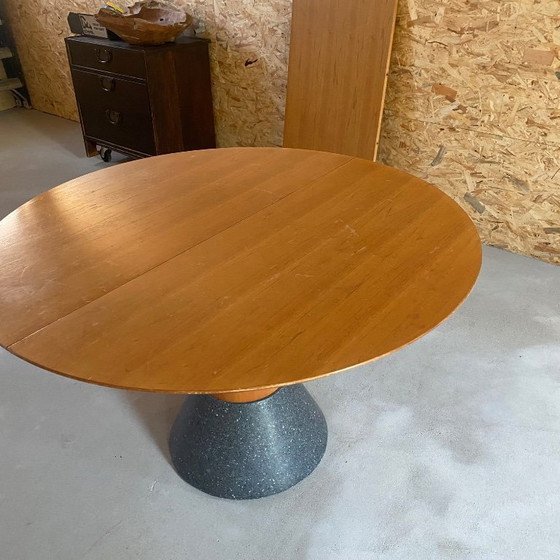Image 1 of ARCO Dining table with stone base