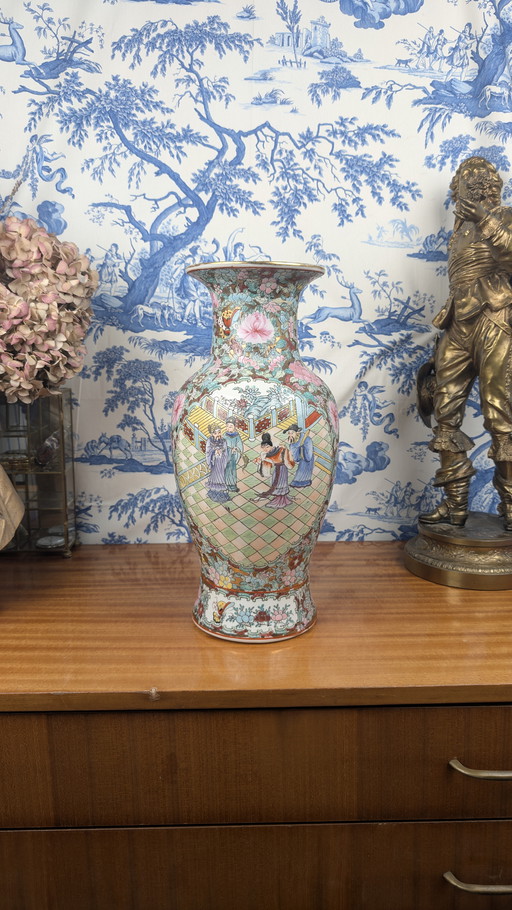 Canton Chinese porcelain vase with Palace and Floral decoration signed Nian Qian Zhilong mid 20th century