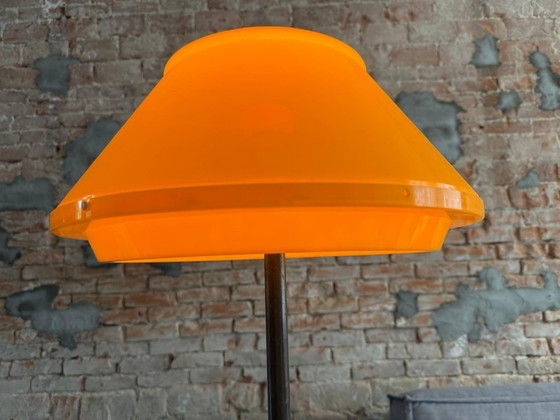 Lampadaire Vintage LYFA Denmark Orange Jaune Space Age – ca. 1960/70 – Metal, Plastic (photo 2 of 9)