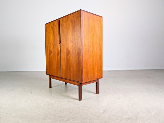 Image 1 of Armadio originale Asko Finland, cassettiera di metà secolo, teak vintage 2