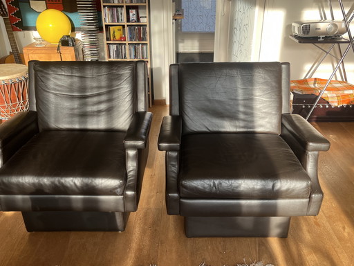 Poltrone da salotto in pelle marrone in stile metà secolo moderno (coppia)