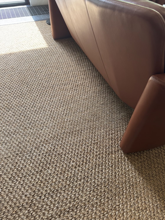 Image 1 of Groot sisaltapijt met allure