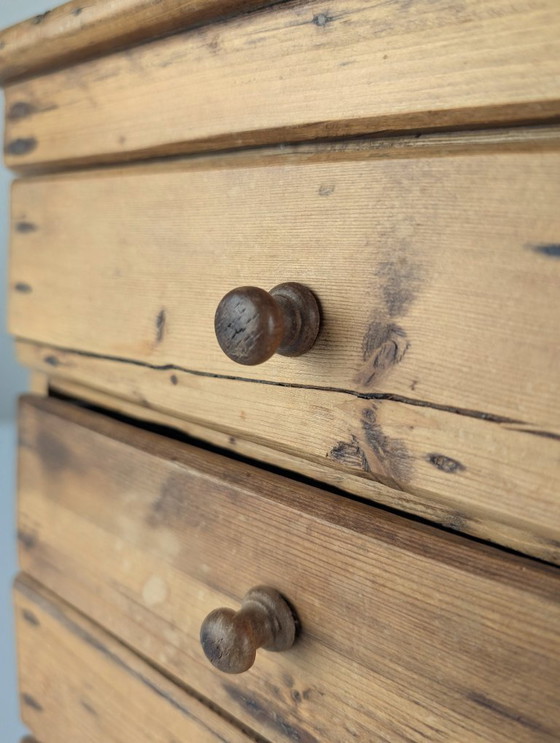 Image 1 of Piccola cassettiera da farmacia in pino naturale primitivo rustico, anni '40