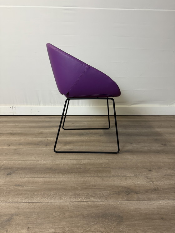 Image 1 of Artifort Beso Stoel