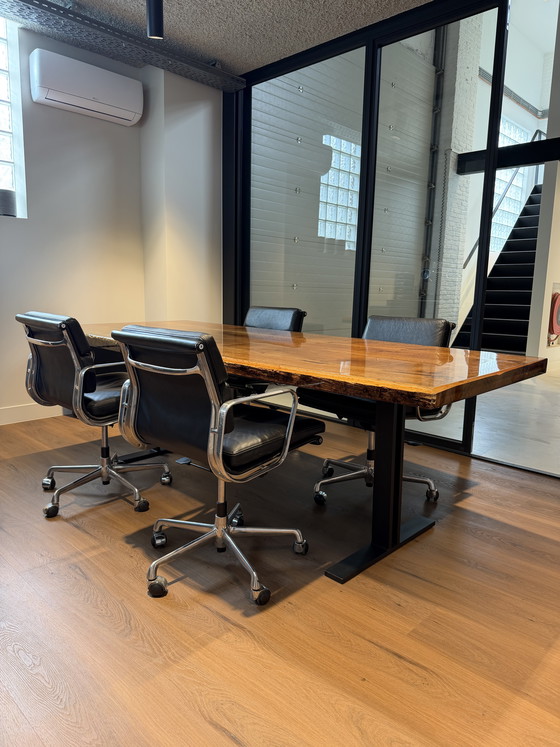 Image 1 of Lot de 4 - Coussins Eames ICF EA217 Softpad en cuir noir et aluminium
