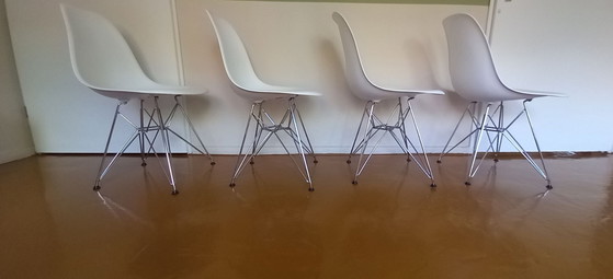 4x Vitra Eames DSR – Fauteuils d'appoint, Plastique (photo 11 of 13)