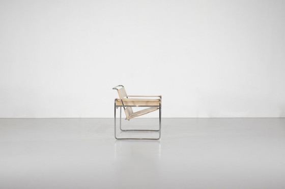 Image 1 of Sillón "B3 Wassily" en tela de Marcel Breuer para Gavina, 1925.