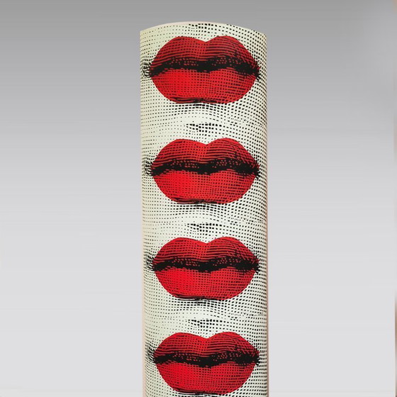 Image 1 of Lámpara de pie "Kisses" de Piero Fornasetti, años 90 para Antonangeli, colección Follia Pratica