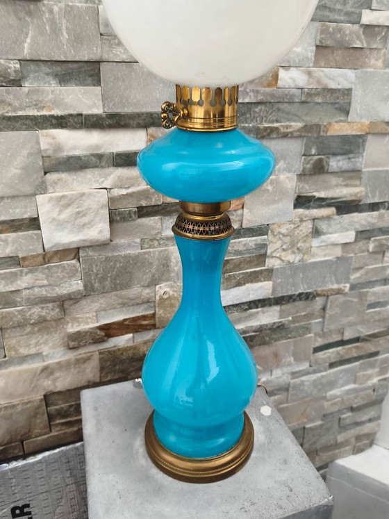 Lampe vintage verre opalin 1960s style Napoléon 3 (photo 7 of 11)