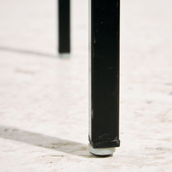 Image 1 of MK11233 Stuhl aus Teakholz auf Metallgestell