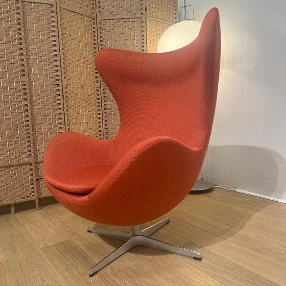 Image 1 of SHOW MODEL Fritz Hansen Egg Armchair