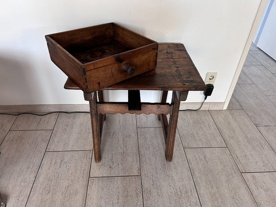 Image 1 of Table de paiement espagnole antique