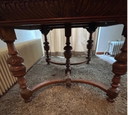 Table de salle à manger Malines style Renaissance avec quatre têtes de lion