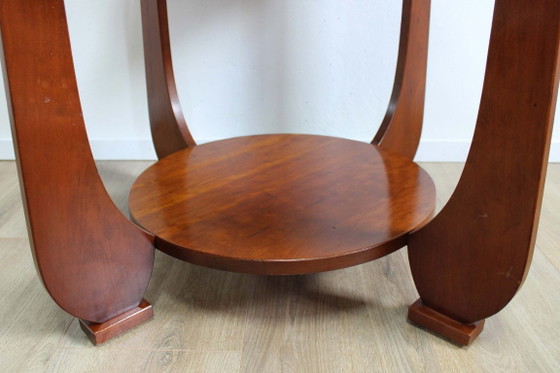 Image 1 of Ronde Amsterdamse School stijl tafel. Houten vintage salon / Art Deco bijzettafel