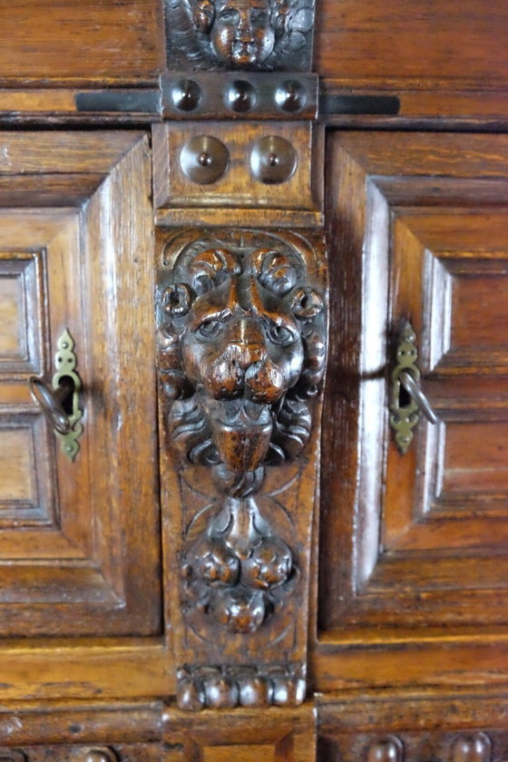 Image 1 of Auténtico armario zelandés del siglo XVII