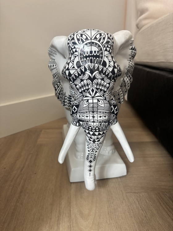 Image 1 of Meissen x Hugo Boss : Les Big Five (éléphant)
