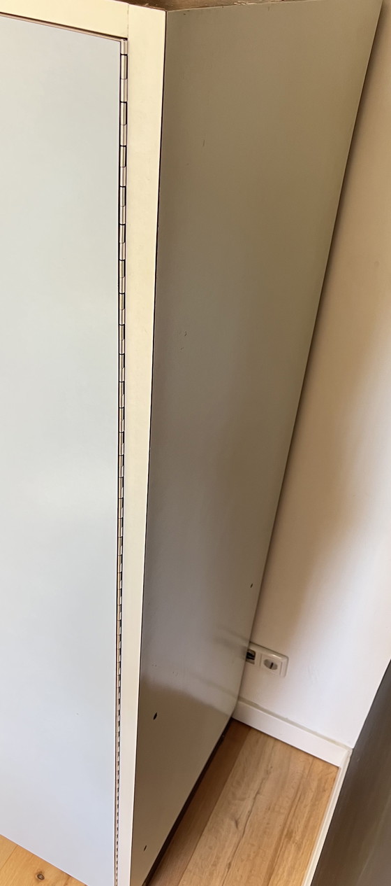 Image 1 of Vintage Original Tielsa Duitse Keukenkast Pastel | Kast