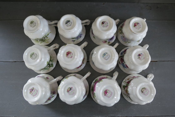 Image 1 of Tazza e piattino Royal Albert Fiore del mese 12 x