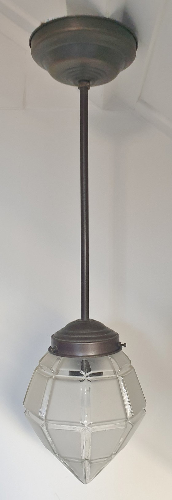 Image 1 of 2 lampade a sospensione Art Déco degli anni '40