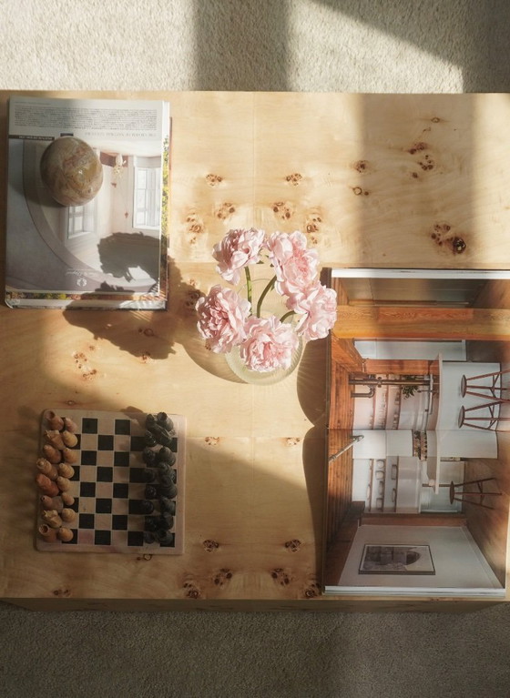 Image 1 of Einzigartiger Couchtisch aus Maserholz