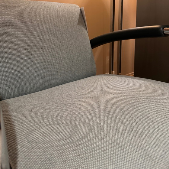 Image 1 of Poltrona bassa Leolux Scylla