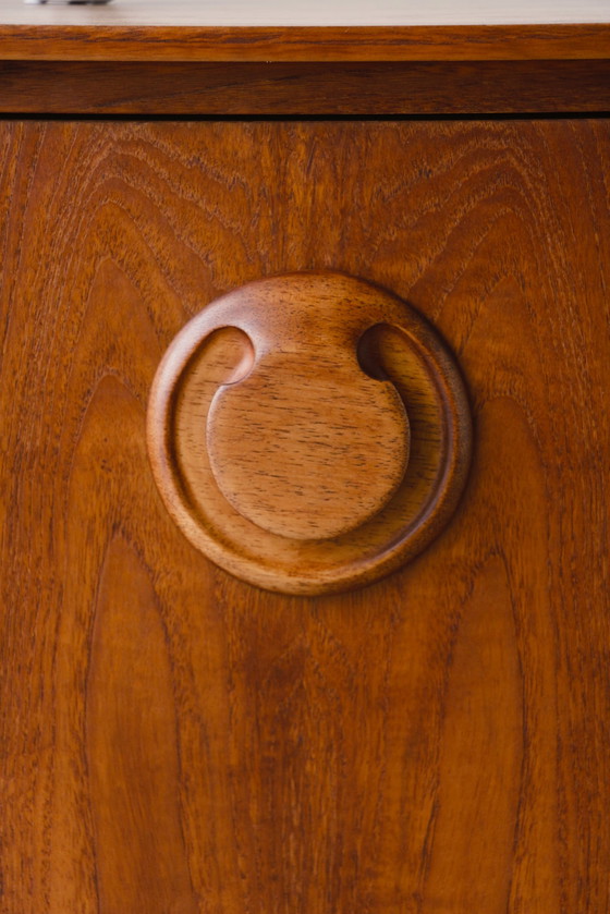 Image 1 of Vintage Beautility Teak dressoir - jaren 60
