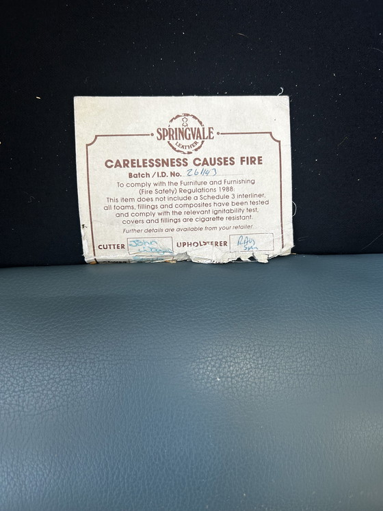 Image 1 of Bellissimo Chesterfield blu a Springvale